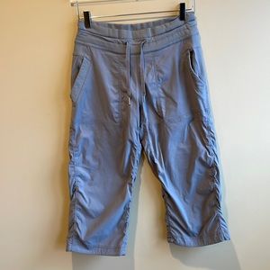 Lululemon Dance Studio Crop in Gray Size 6